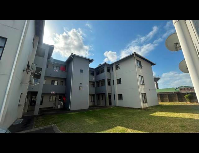 2 BEDROOM APARTMENT FOR SALE IN BRACKENHAM